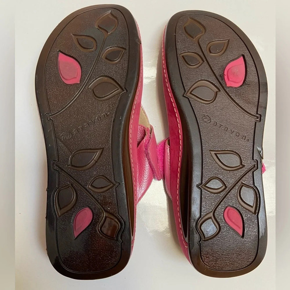 Aravon by New Balance Robin Pink Flip Flop Thong Leather Sandal Sz 11 D - Picture 6 of 9